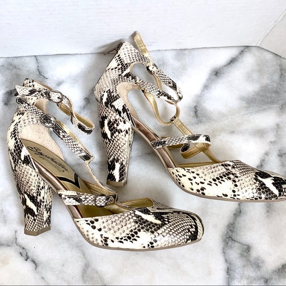 Seychelles Shoes - Seychelles Faux Snake T Strap Strappy Heels Size 8